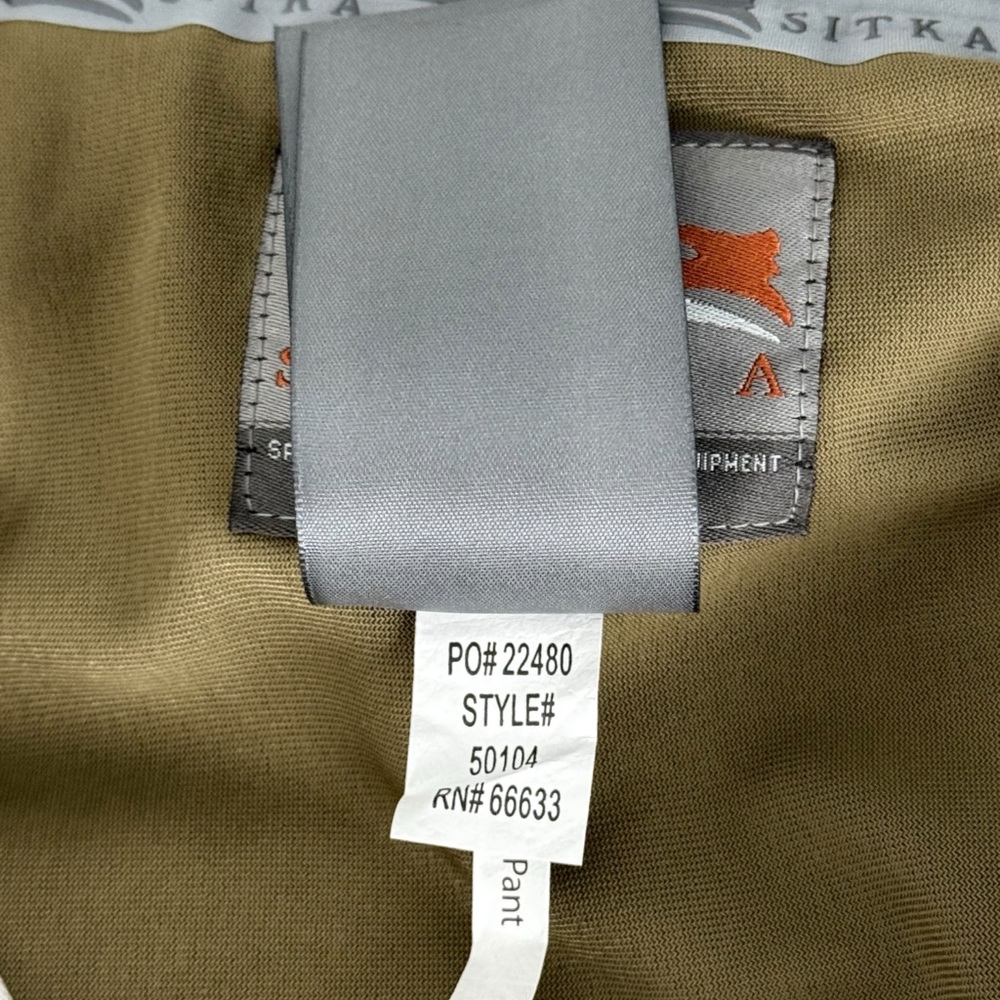 NWT Sitka Men's Mountain Pants 37x32 - Picture 8 of 12